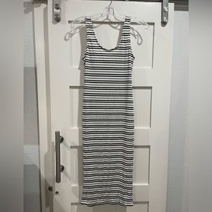 Casual fitted stripped dress